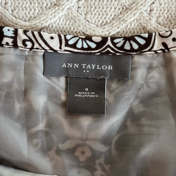 Ann Taylor Brown & White Patterned Elegant Lined Skirt women’s size 4 - Picture 11 of 14